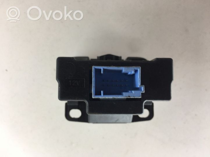 Opel Vivaro Hand parking brake switch 820051014G