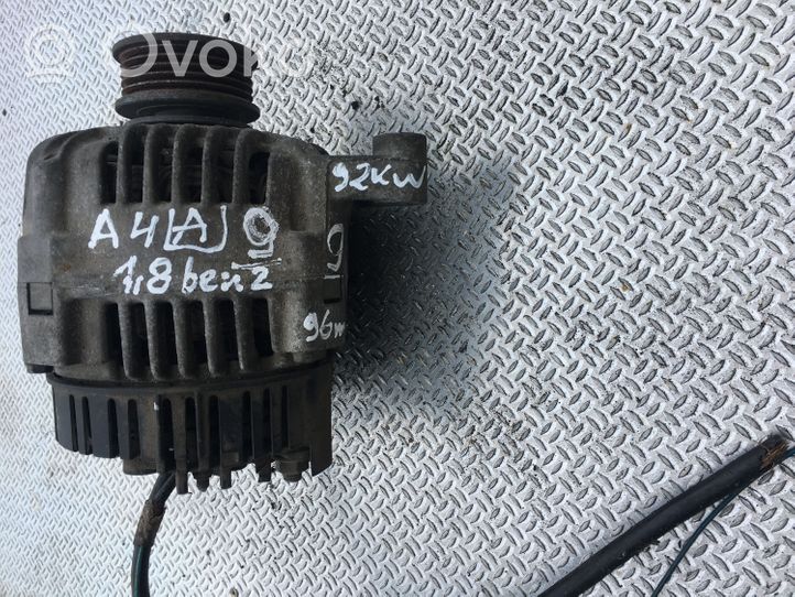 Audi A4 S4 B5 8D Generatore/alternatore 