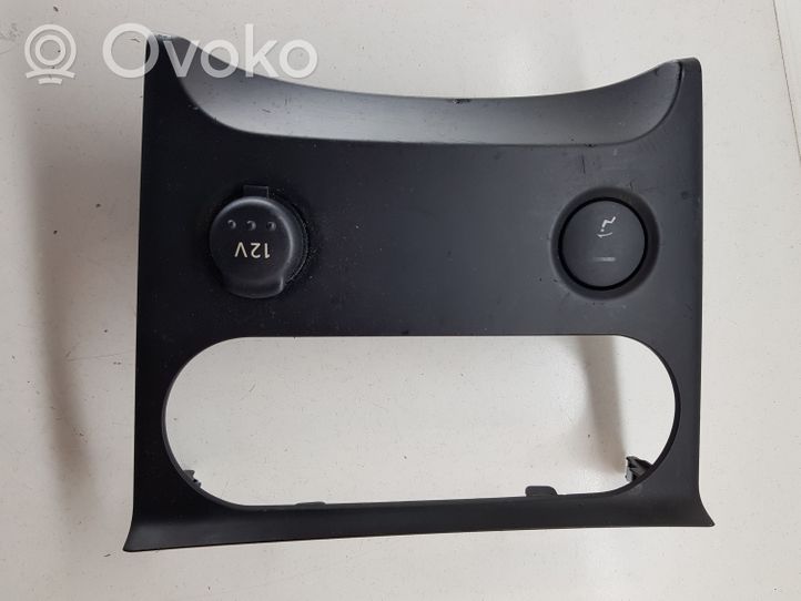 Nissan Qashqai Console centrale, commande chauffage/clim A00270A77000