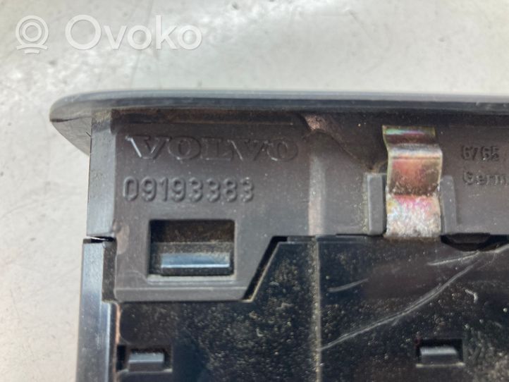 Volvo V70 Przyciski szyb 09193383