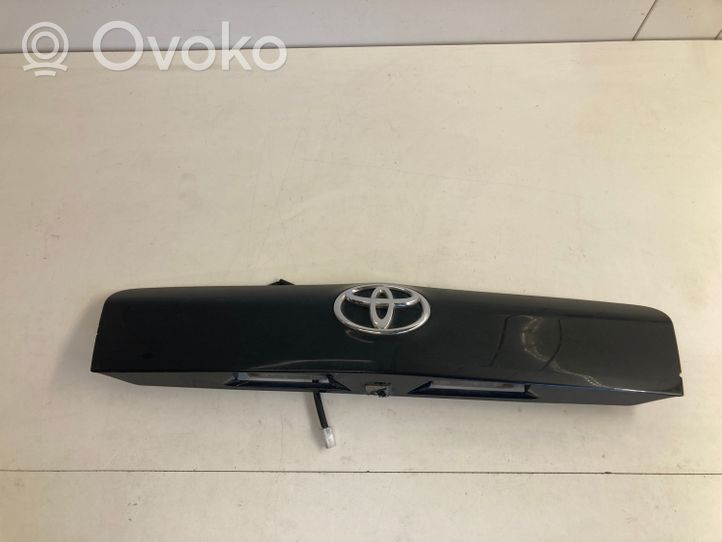 Toyota RAV 4 (XA30) Listwa oświetlenie tylnej tablicy rejestracyjnej 7680142040