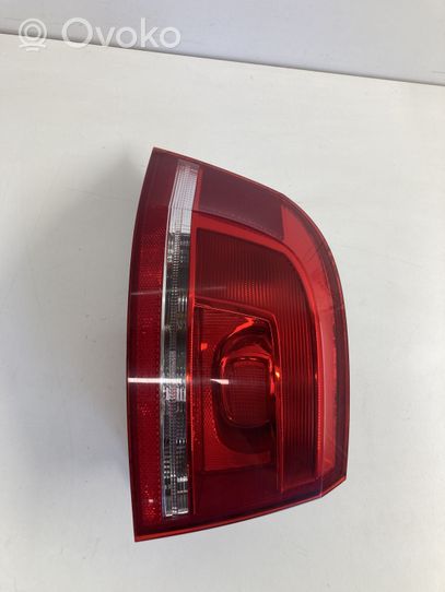 Volkswagen PASSAT B7 Lampa tylna 3F945095E