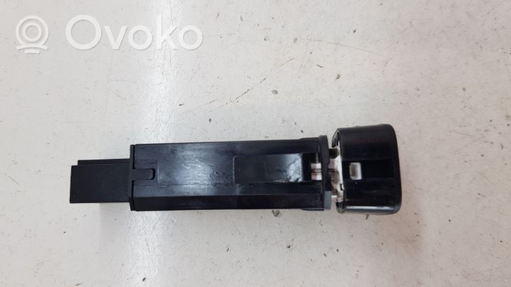 Volvo V60 Hazard light switch 9123681