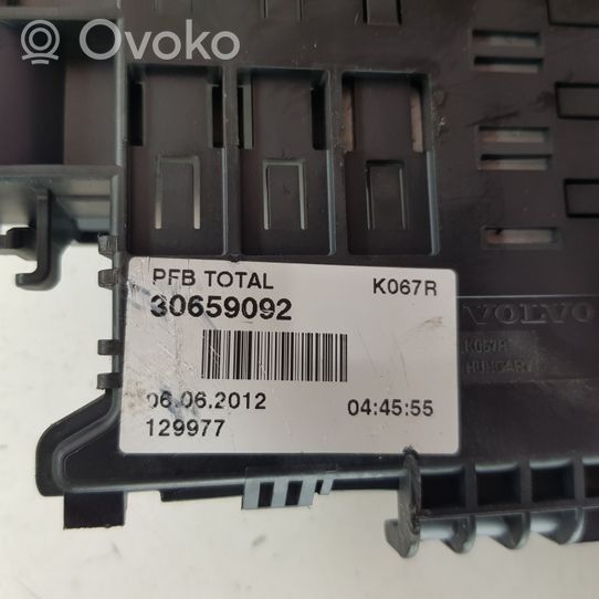 Volvo V60 Ramka / Moduł bezpieczników 30659092
