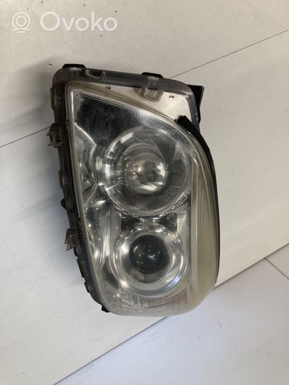 Toyota RAV 4 (XA30) Lampa przednia 9336860