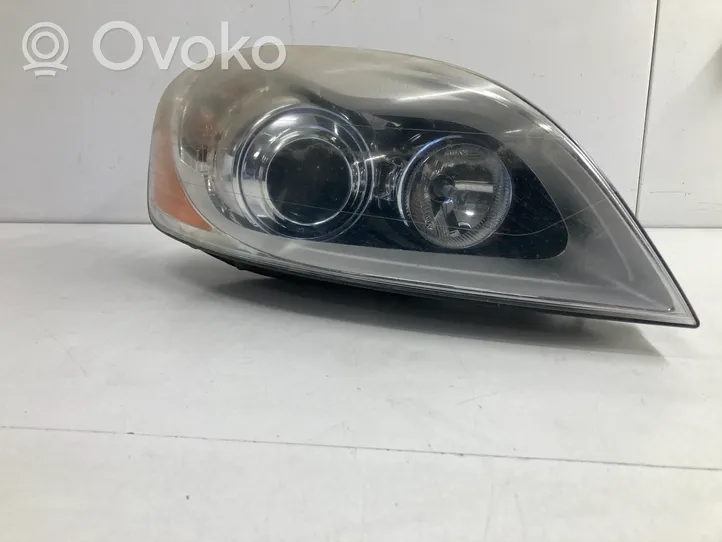 Volvo XC60 Lampa przednia 30763138