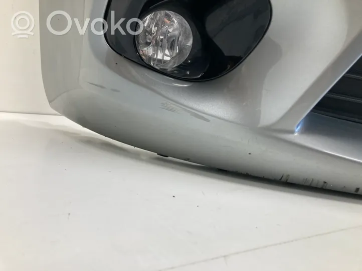 Toyota Avensis T270 Pare-choc avant 5311205100