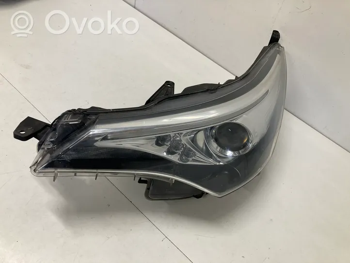 Toyota Avensis T270 Phare frontale E111756436