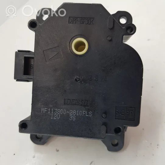 Toyota Avensis T270 Motorino attuatore aria MF113800