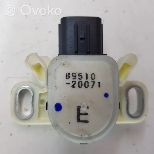 Toyota Avensis T270 Sajūga pedāļa sensors 8951020071