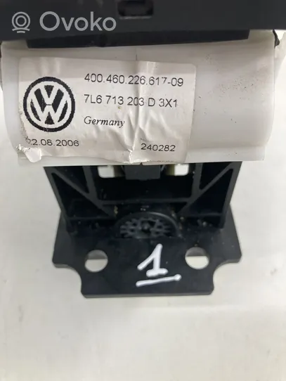 Volkswagen Touareg I Gear selector/shifter (interior) 7L6713203D