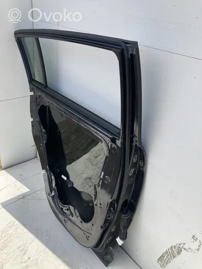 KIA Sportage Rear door 