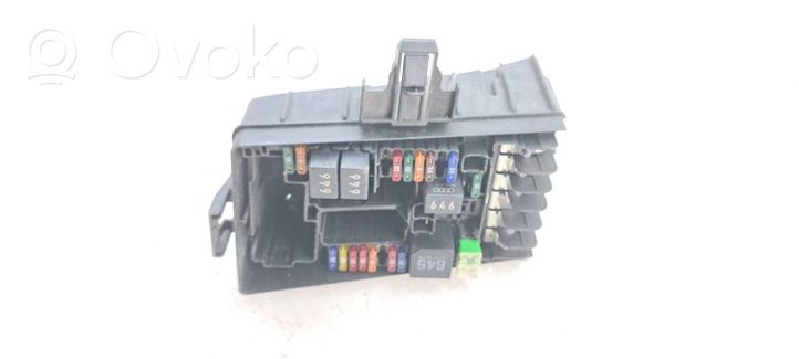 Volkswagen Golf Sportsvan Module de fusibles 5Q0937125B