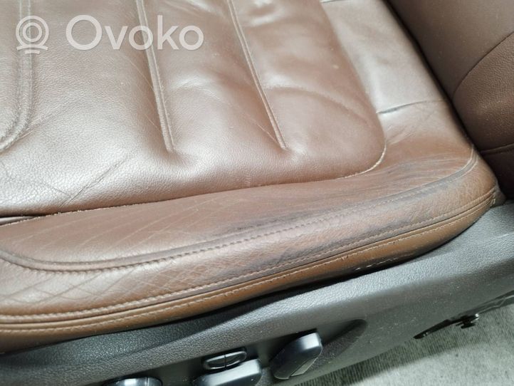 Volkswagen Touareg II Priekinė vairuotojo sėdynė 7P6971363AK