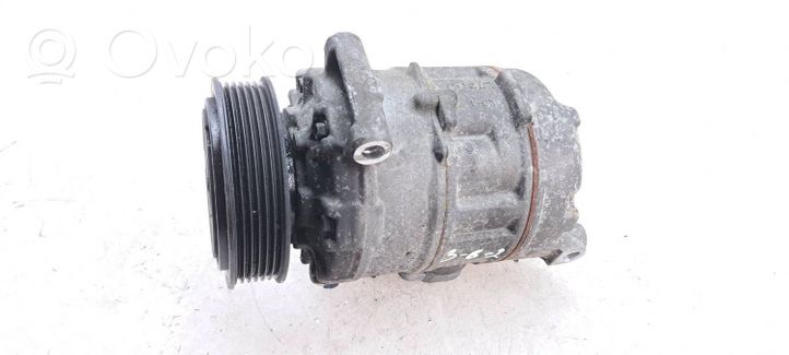 Volkswagen Touareg II Ilmastointilaitteen kompressorin pumppu (A/C) 7P0820803D