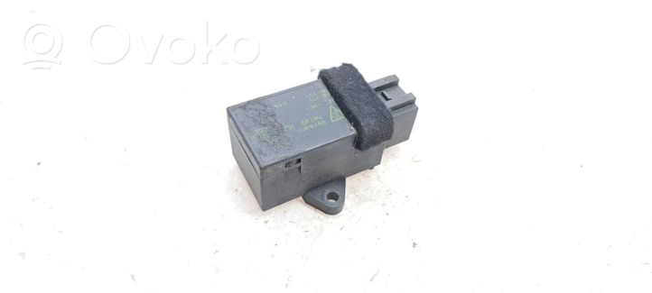 Volkswagen Phaeton Seat heating relay 7L0959772