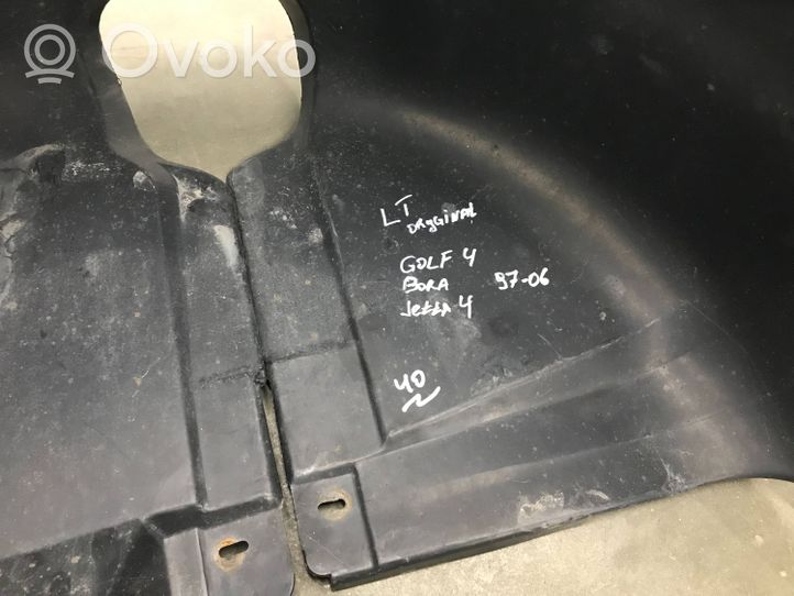 Volkswagen Jetta IV Takapyörän sisälokasuojat 1J0810971j