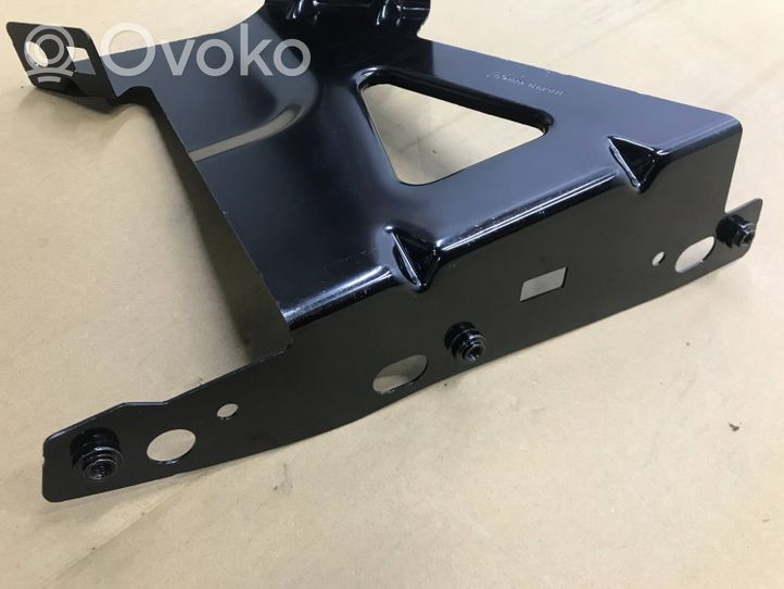 Toyota ProAce City Supporto di montaggio del parafango 9817764880