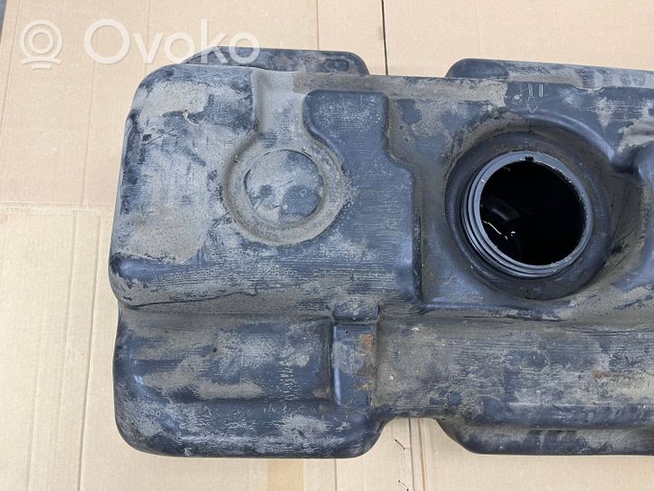 Mercedes-Benz Vito Viano W639 Réservoir de carburant a6394705301