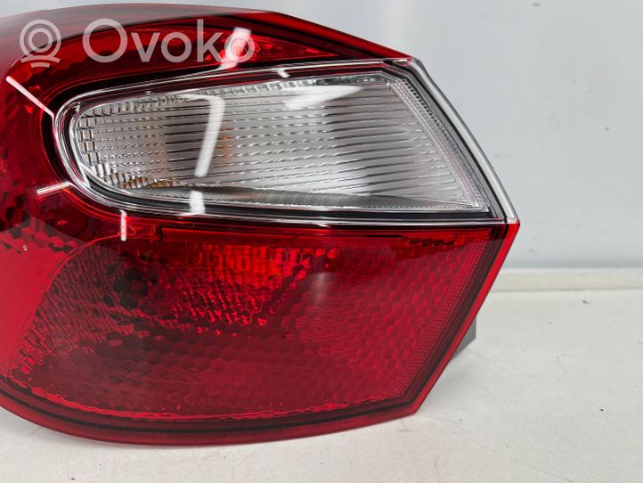 Hyundai i10 Rear/tail lights 92401-K7000