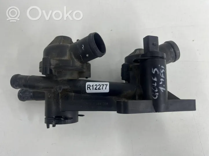 Volkswagen Golf V Alloggiamento termostato 03c121111c