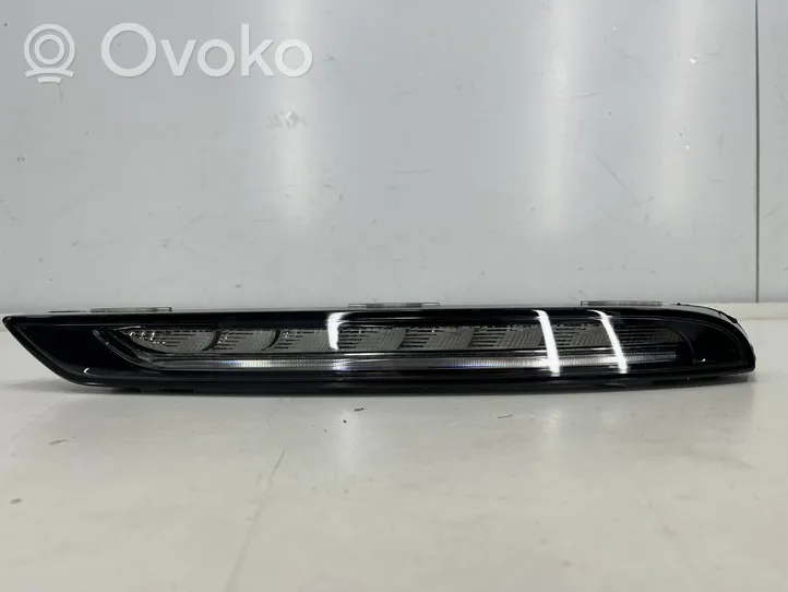 Porsche Macan Faro diurno con luce led 95b941181a