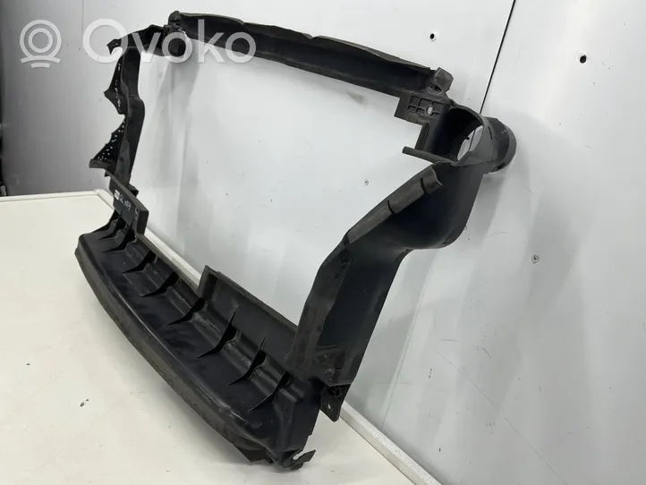 Mercedes-Benz GL X164 Radiatoru dekoratīvā apdare a1645000416