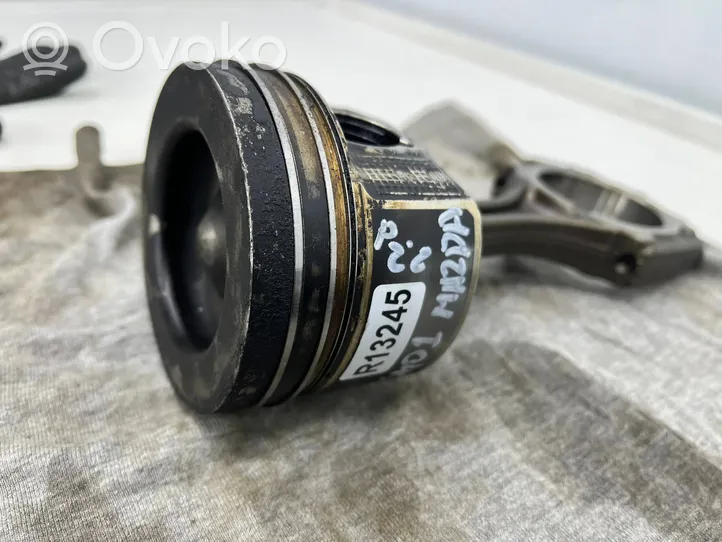 Mazda 6 Piston avec bielle SH01