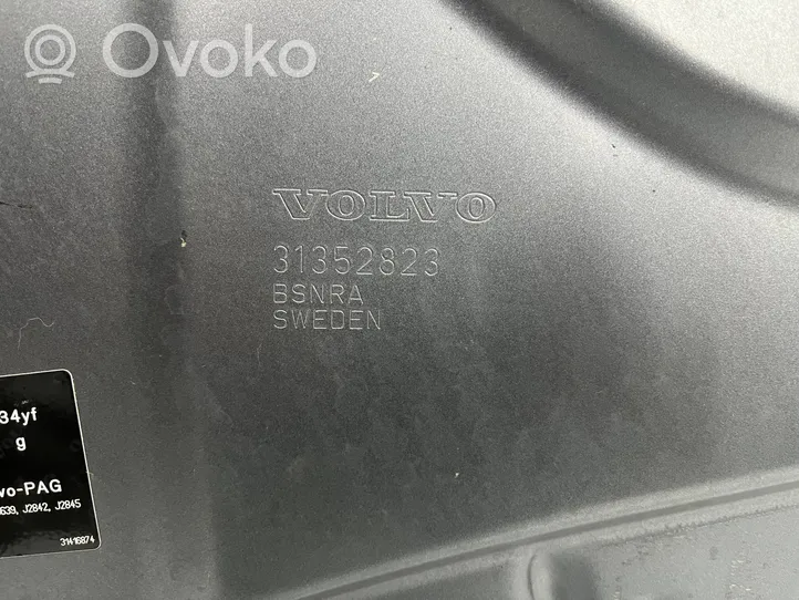 Volvo S60 Pokrywa przednia / Maska silnika 31352823