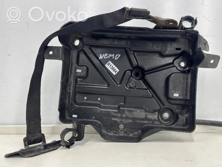 Peugeot Bipper Vassoio scatola della batteria 51805522