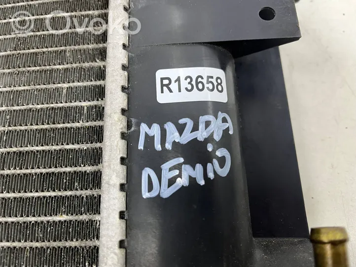 Mazda Demio Dzesēšanas šķidruma radiators 422132-2161