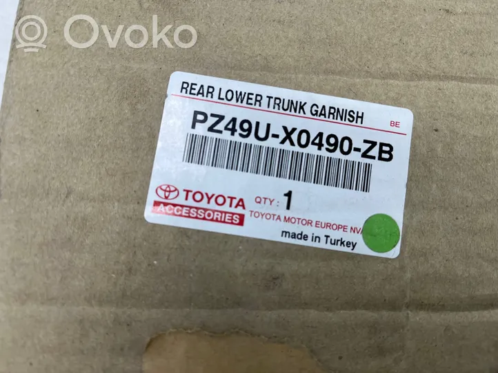 Toyota RAV 4 (XA40) Spojler klapy tylnej / bagażnika pz49u-x0490-zb