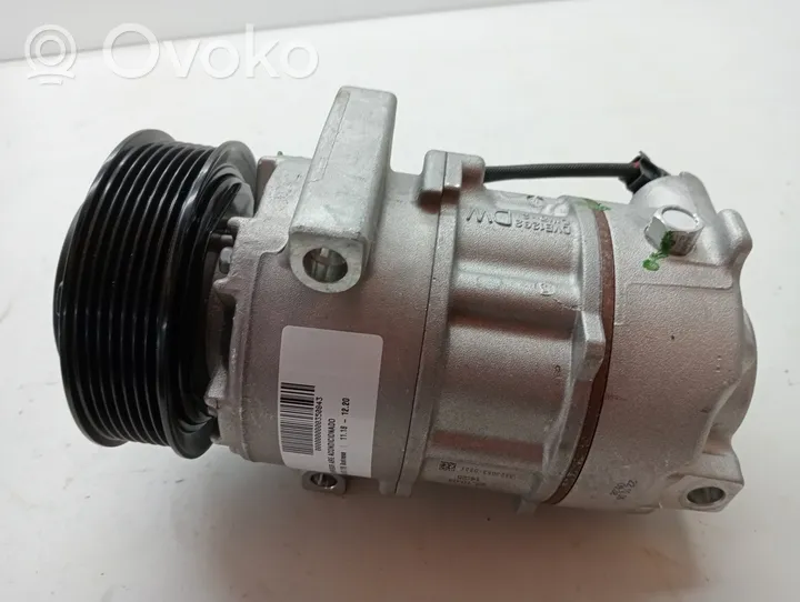 KIA Rio Ilmastointilaitteen kompressorin pumppu (A/C) 