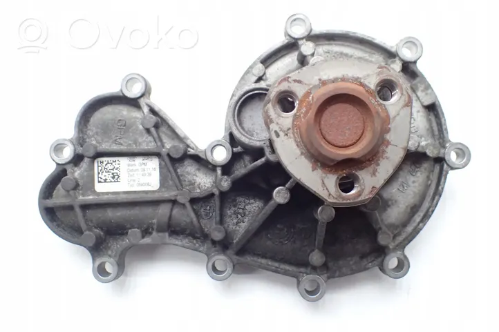 Volkswagen Touareg II Pompe de circulation d'eau 059008J