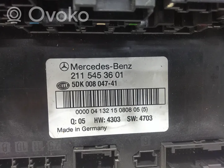 Mercedes-Benz E W211 Module de fusibles 2115453601