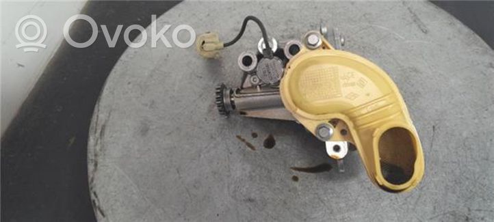 Nissan Juke I F15 Öljypumppu 150002257R