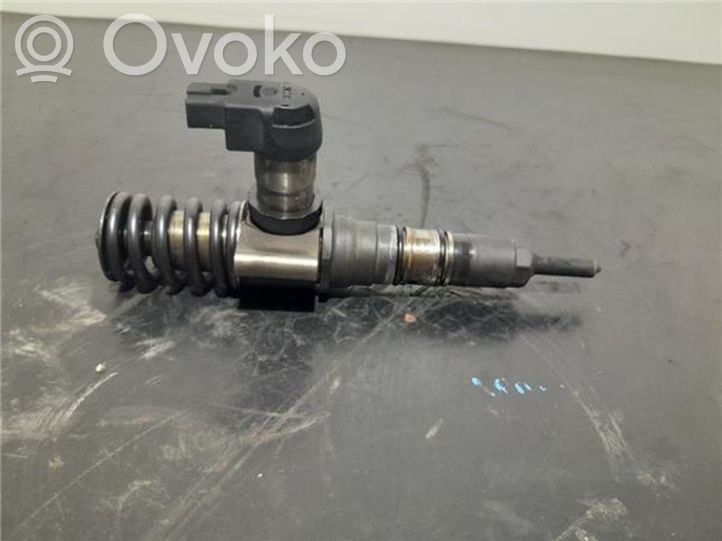 03G130073S Volkswagen PASSAT B6 Fuel injector, 96.80 € RRR