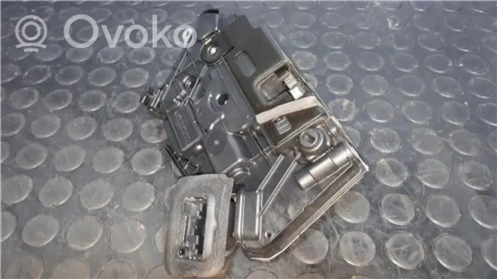 Volkswagen Golf Sportsvan Rear door soft close latching motor 5K4839015Q