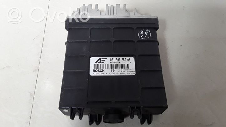 Ford Galaxy Calculateur moteur ECU 021906256AE