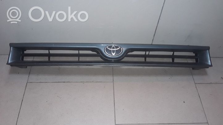 Toyota Corolla E100 Grille de calandre avant 531111A150