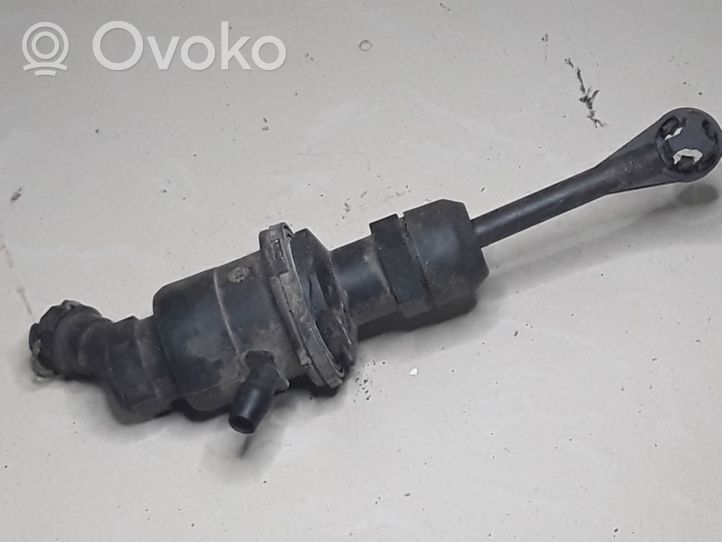 Nissan Micra Główny cylinder sprzęgła 30610AX710