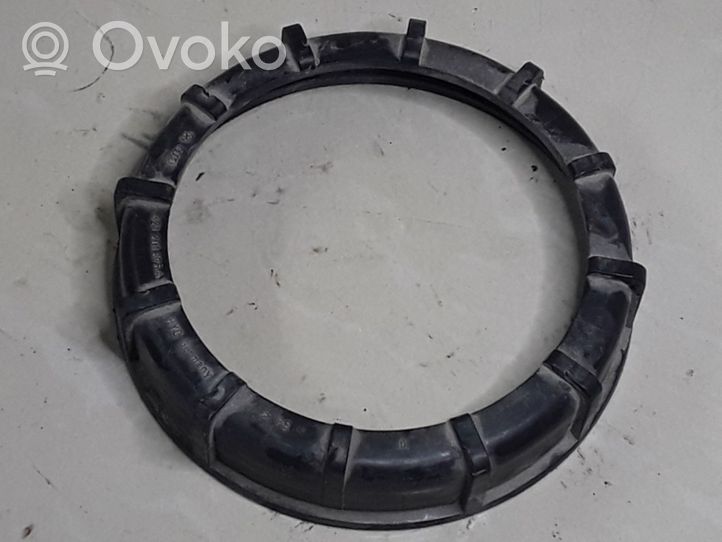 Volkswagen Golf IV Anello/dado di bloccaggio della vite della pompa del carburante nel serbatoio 321201375A