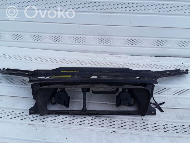 Volvo S60 Panel mocowania chłodnicy / góra 30748023