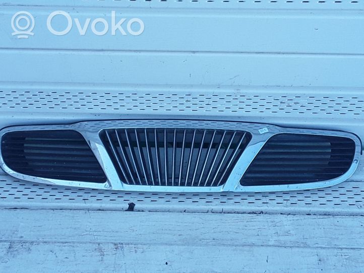 Daewoo Leganza Front grill 96205735
