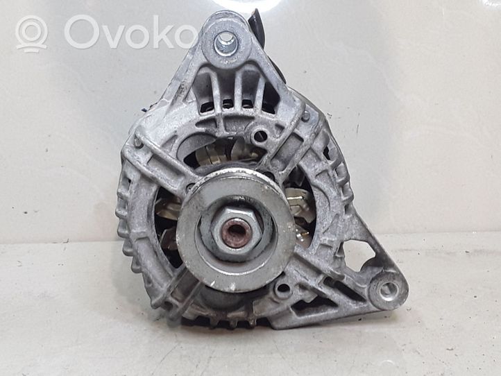 Volkswagen PASSAT B5.5 Generatore/alternatore M04172778