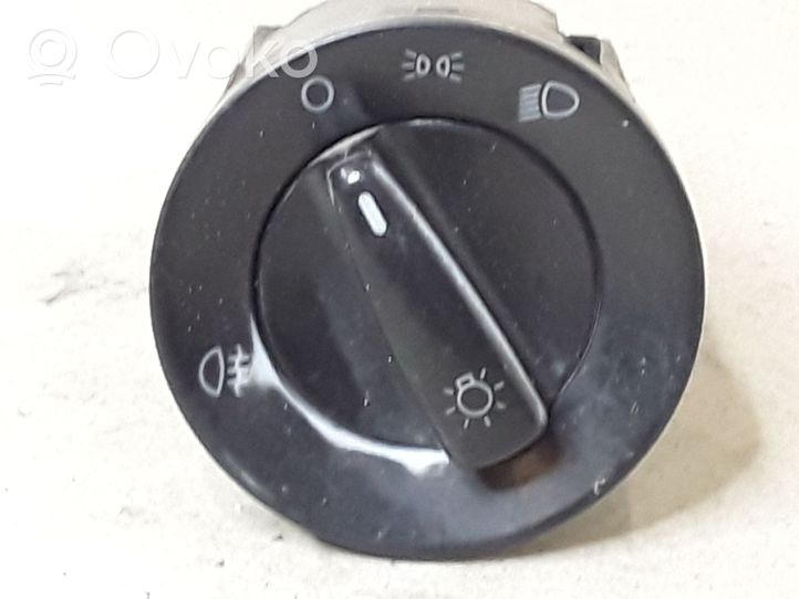 Volkswagen Golf IV Interruptor de luz 1C0941531