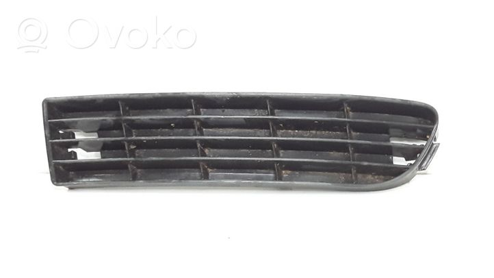 Audi A6 S6 C4 4A Unteres Gitter dreiteilig vorne 4A0807345J