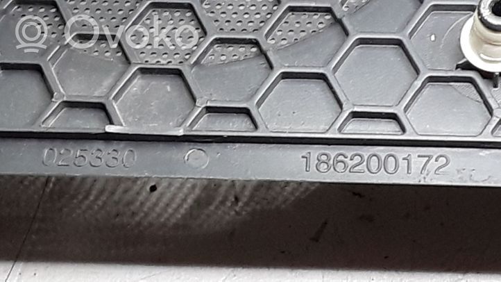 Renault Megane II Copertura altoparlante della portiera anteriore 186200172