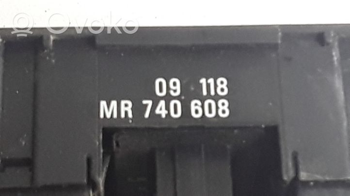 Mitsubishi Carisma Schalter Versteller Außenspiegel MR740608