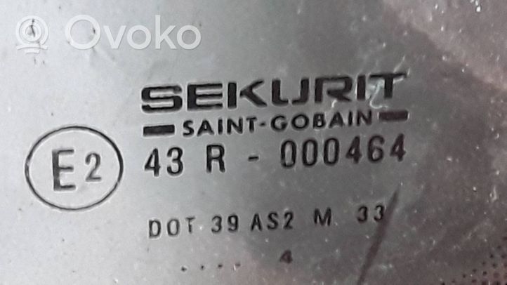 Renault Espace II Galinis šoninis kėbulo stiklas E243R000464